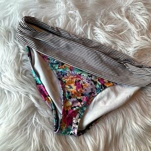 Cute Ladies bikini bottoms